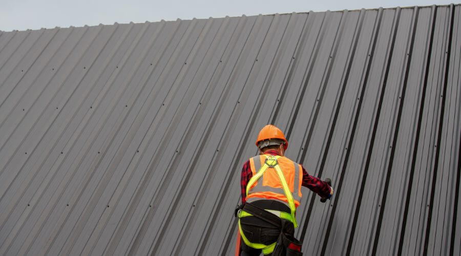 Expert new roof installation services in Remington, IN